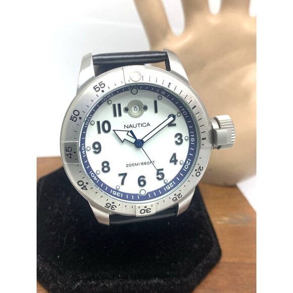 Nautica Men's Watch N14524 Quartz White Dial Date Black Leather Band 46mm - Picture 13 of 14